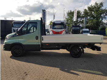 Pritsche Transporter Iveco Daily 35S14HA8 Pritsche AHK 100 kW (136 PS),...: das Bild 2 Pritsche Transporter Iveco Daily 35S14HA8 Pritsche AHK 100 kW (136 PS),...: das Bild 2