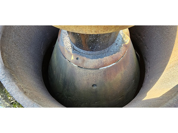 Kegelbrecher Svedala H45 – Cone crusher / Kegelbrecher: das Bild 2