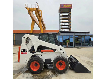 Kompaktlader BOBCAT S300: das Bild 4 Kompaktlader BOBCAT S300: das Bild 4