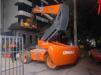 DINGLI Teleskopbühne