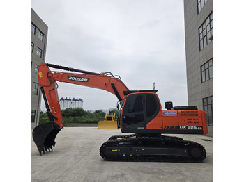 DOOSAN DX225 Bagger