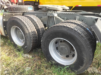 Sattelzugmaschine Sinotruk HOWO 371 6*4 Tractor: das Bild 3 Sattelzugmaschine Sinotruk HOWO 371 6*4 Tractor: das Bild 3