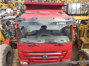 SINOTRUK HOWO Kipper