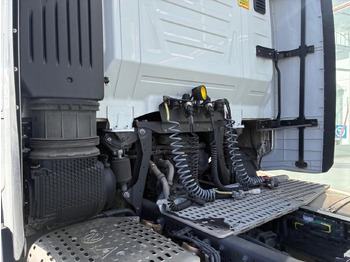 Sattelzugmaschine Cabeza Tractora IVECO 510 AUTOMATICO INTARDER: das Bild 5 Sattelzugmaschine Cabeza Tractora IVECO 510 AUTOMATICO INTARDER: das Bild 5