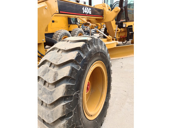 Grader CAT 140G 140H 140K: das Bild 3