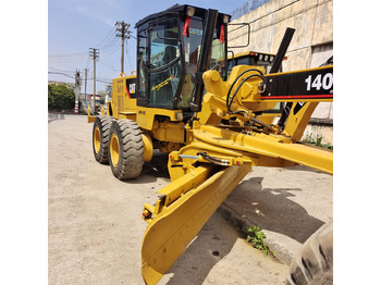 CATERPILLAR 140H Grader