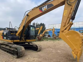 CATERPILLAR 320D2 Kettenbagger