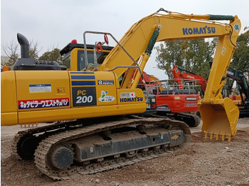 KOMATSU PC200-8 Kettenbagger