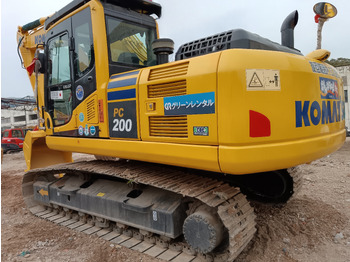 KOMATSU PC200-8 Kettenbagger