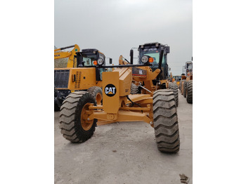 CATERPILLAR 140H Grader