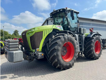CLAAS Xerion 5000 Traktor