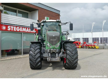 FENDT 826 Vario Traktor