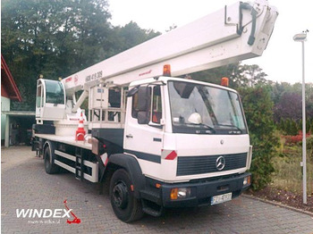 LKW mit Arbeitsbühne