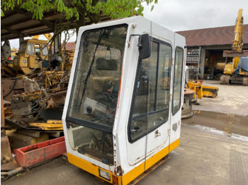 LIEBHERR Fahrerhaus
