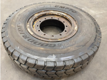 Komplettrad für Kran Grove Wheel 385/95R25 12 5.4 3p: das Bild 2