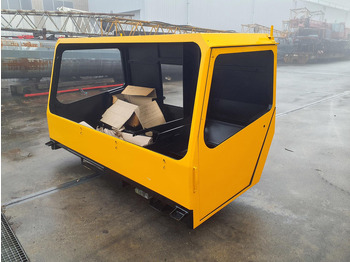 LIEBHERR Fahrerhaus und Interieur