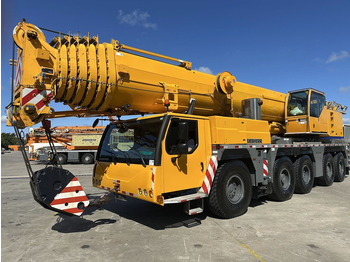 LIEBHERR All-Terrain Kran
