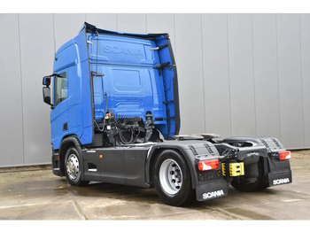 Sattelzugmaschine Scania R460 NGS 4x2 - SUPER - RETARDER - 325 TKM - PARK. AIRCO - ACC - NAVI - 2 x FUEL TANKS - TOP CONDITION -: das Bild 3