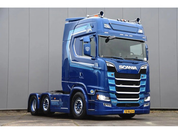 SCANIA S 520 Sattelzugmaschine