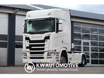 SCANIA S 450 Sattelzugmaschine