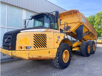 Knickgelenkter Dumper Volvo A25E: das Bild 2