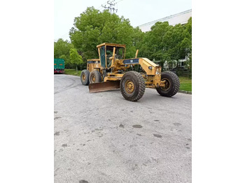 CATERPILLAR 140H Grader