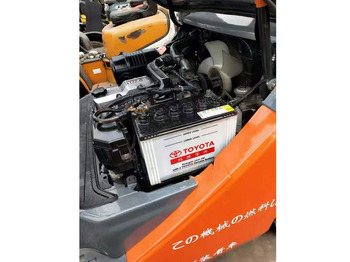 Gabelstapler 2019 Toyota 8FD30: das Bild 5