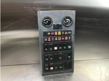 LIEBHERR Armaturenbrett