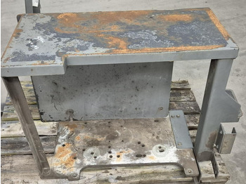 LIEBHERR Karosserie und Außen