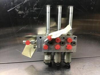 LIEBHERR Hydraulik