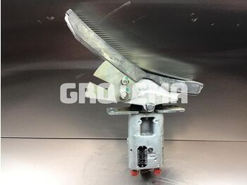 LIEBHERR Pedal