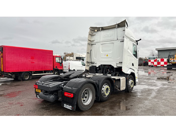 Sattelzugmaschine DAF XF  530: das Bild 4