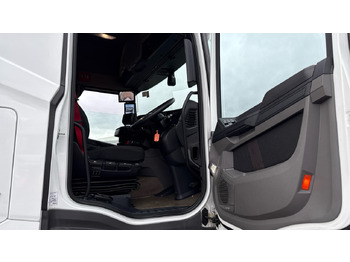 Sattelzugmaschine Daf XF 480: das Bild 5