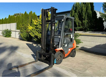 TOYOTA FGF 25 Treibgasstapler