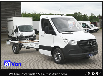 MERCEDES-BENZ Sprinter 317 Fahrgestell LKW