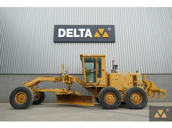 CATERPILLAR Grader