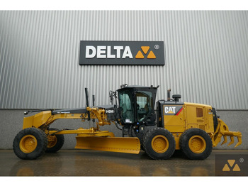 CATERPILLAR 140M Grader