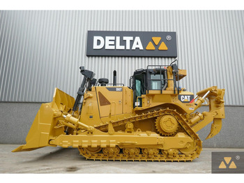 CATERPILLAR D8T Bulldozer