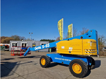 GENIE Teleskopbühne