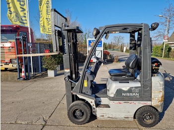NISSAN Treibgasstapler
