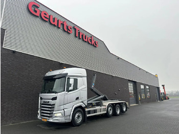 DAF XF 530 8X2 TRIPLE VDL S-30-6700 HAAKARMSYSTEEM/A – Leasing DAF XF 530 8X2 TRIPLE VDL S-30-6700 HAAKARMSYSTEEM/A: das Bild 2