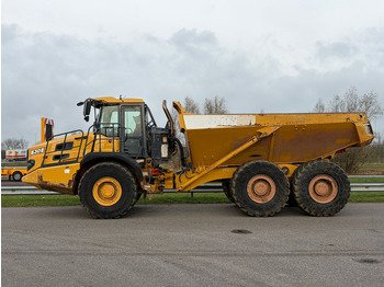 BELL Knickgelenkter Dumper
