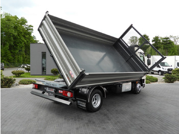 Kipper DAF LF 180 THREE-WAY TIPPER CRUISE CONTROL LED LIGHTS AUTOMATIC TRANSMISSION TWIN WHEELS AIR CONDITIONING 180HP: das Bild 3 Kipper DAF LF 180 THREE-WAY TIPPER CRUISE CONTROL LED LIGHTS AUTOMATIC TRANSMISSION TWIN WHEELS AIR CONDITIONING 180HP: das Bild 3