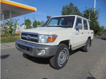 TOYOTA Land Cruiser PKW
