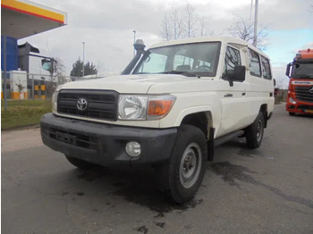 TOYOTA Land Cruiser PKW