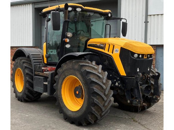 JCB Fastrac 4220 Traktor