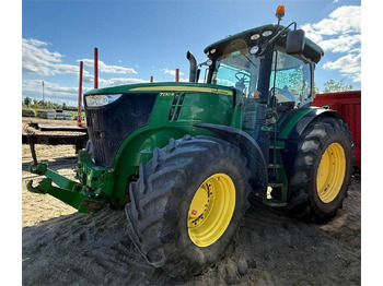 JOHN DEERE 7230R Traktor