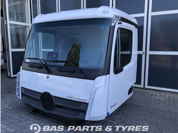 MERCEDES-BENZ Actros Fahrerhaus und Interieur