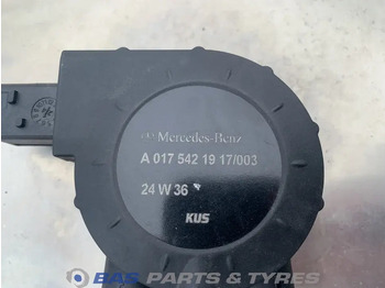 Kraftstofftank für LKW Mercedes-Benz Brandstoftank Mercedes 290 Liter A 960 470 00 04: das Bild 5