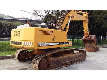 LIEBHERR R 932 Kettenbagger